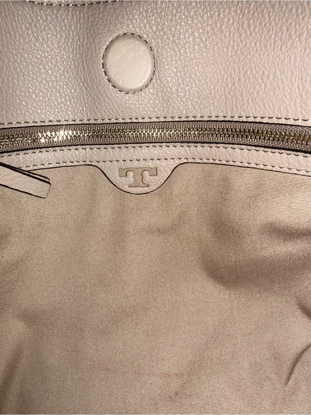Tory Burch Gemini Link Belted Hobo Crossbody in French Gray